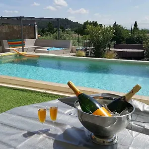 https://beau-t1-bis-moderne-climatise.fr-provencehotel.com